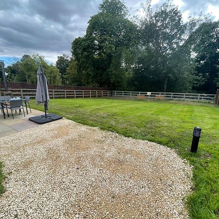 Wimbish Hall Cabins Dış mekan fotoğraf